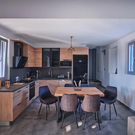 Olea & Ramus Paros *