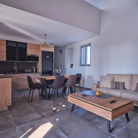 Olea & Ramus Paros *