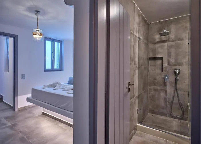 Olea & Ramus Paros *